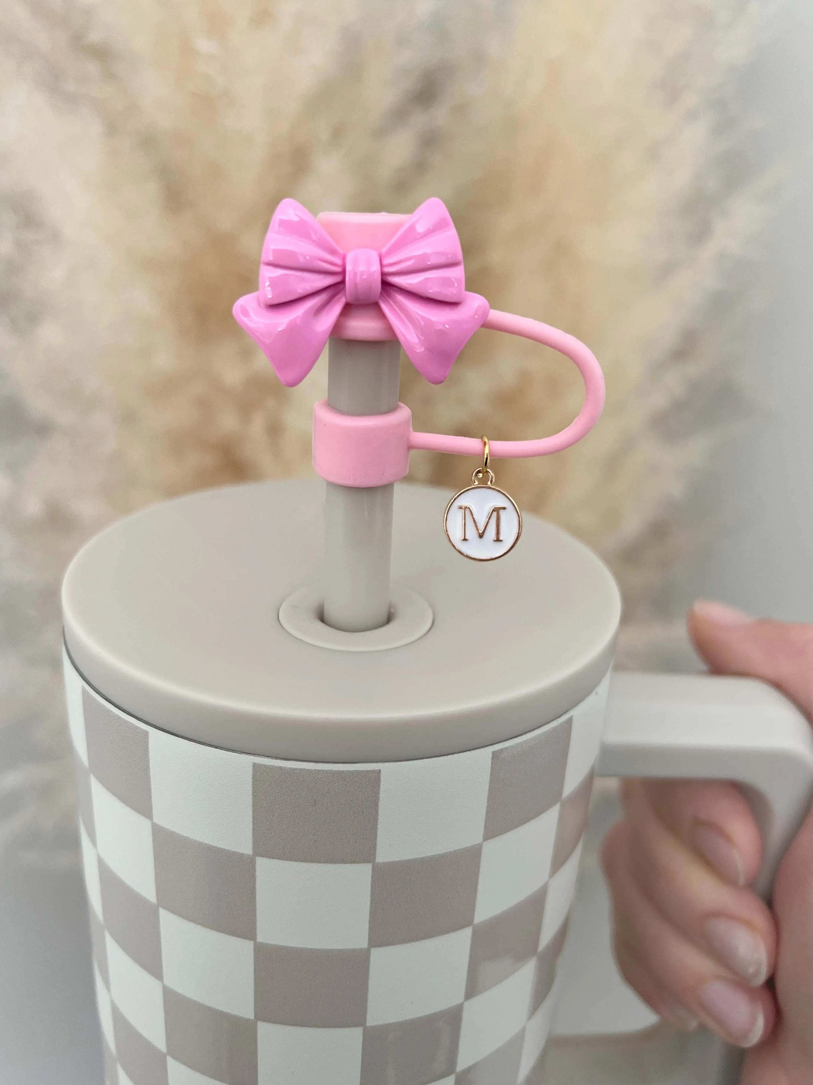 Straw Cover Bow